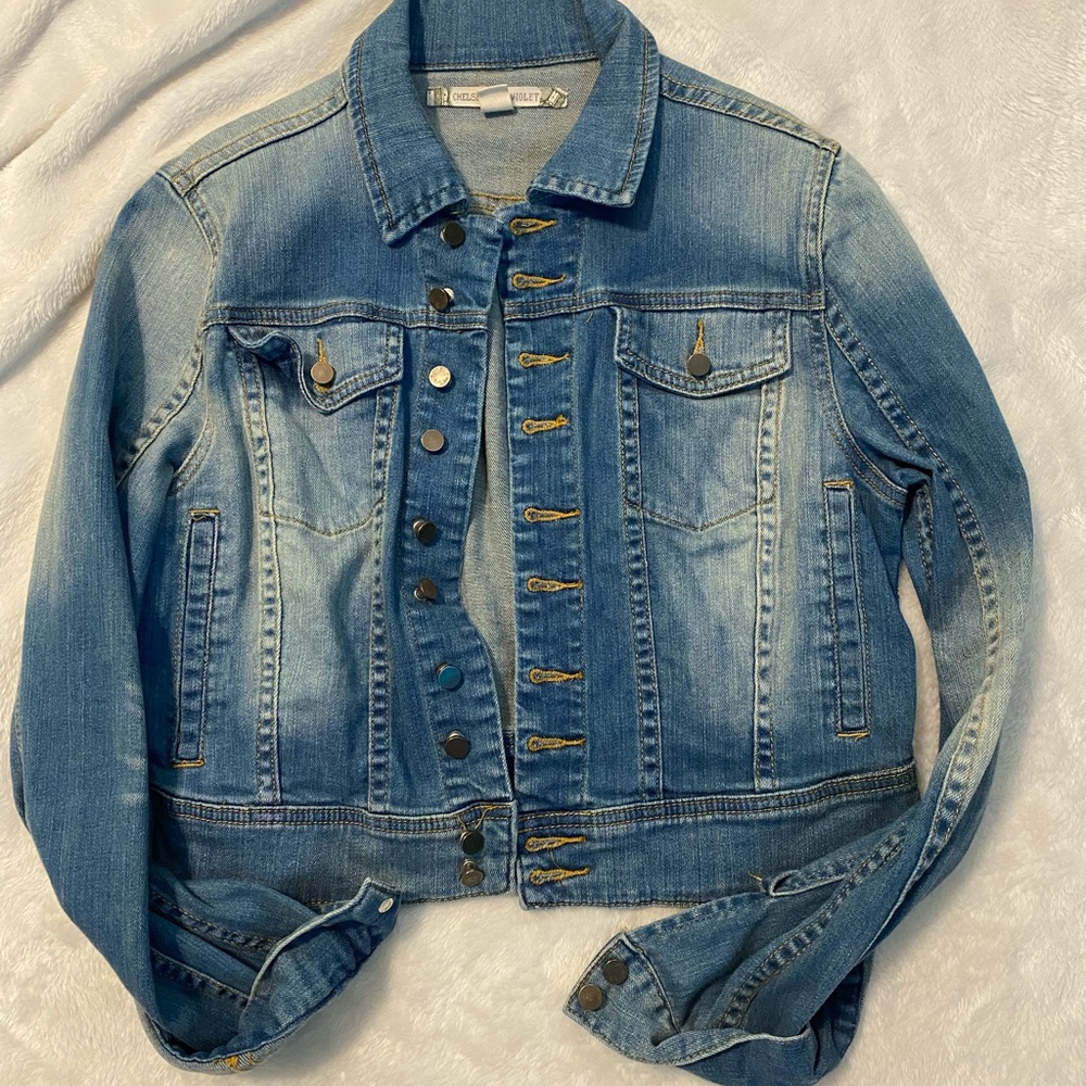 Cropped jean jacket